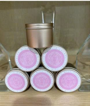 AuraGlow Scented Candle – Calm, Brighten & Rebalance Your Space